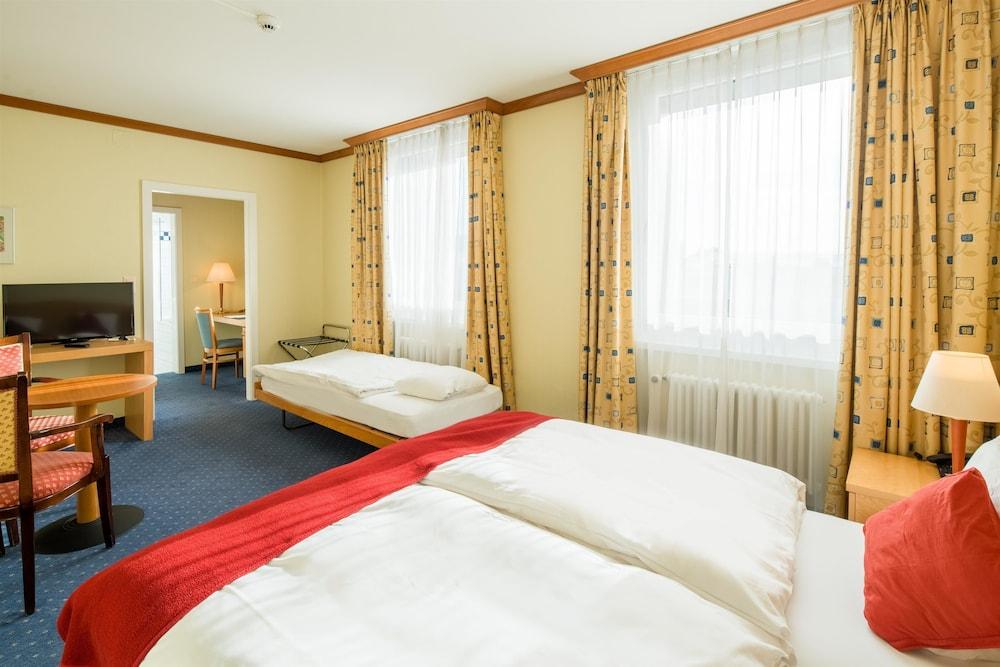 Hotel Rallye & Entrees Aux Bains De La Gruyere Bulle Eksteriør bilde