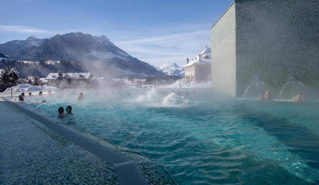 Hotel Rallye & Entrees Aux Bains De La Gruyere Bulle Eksteriør bilde